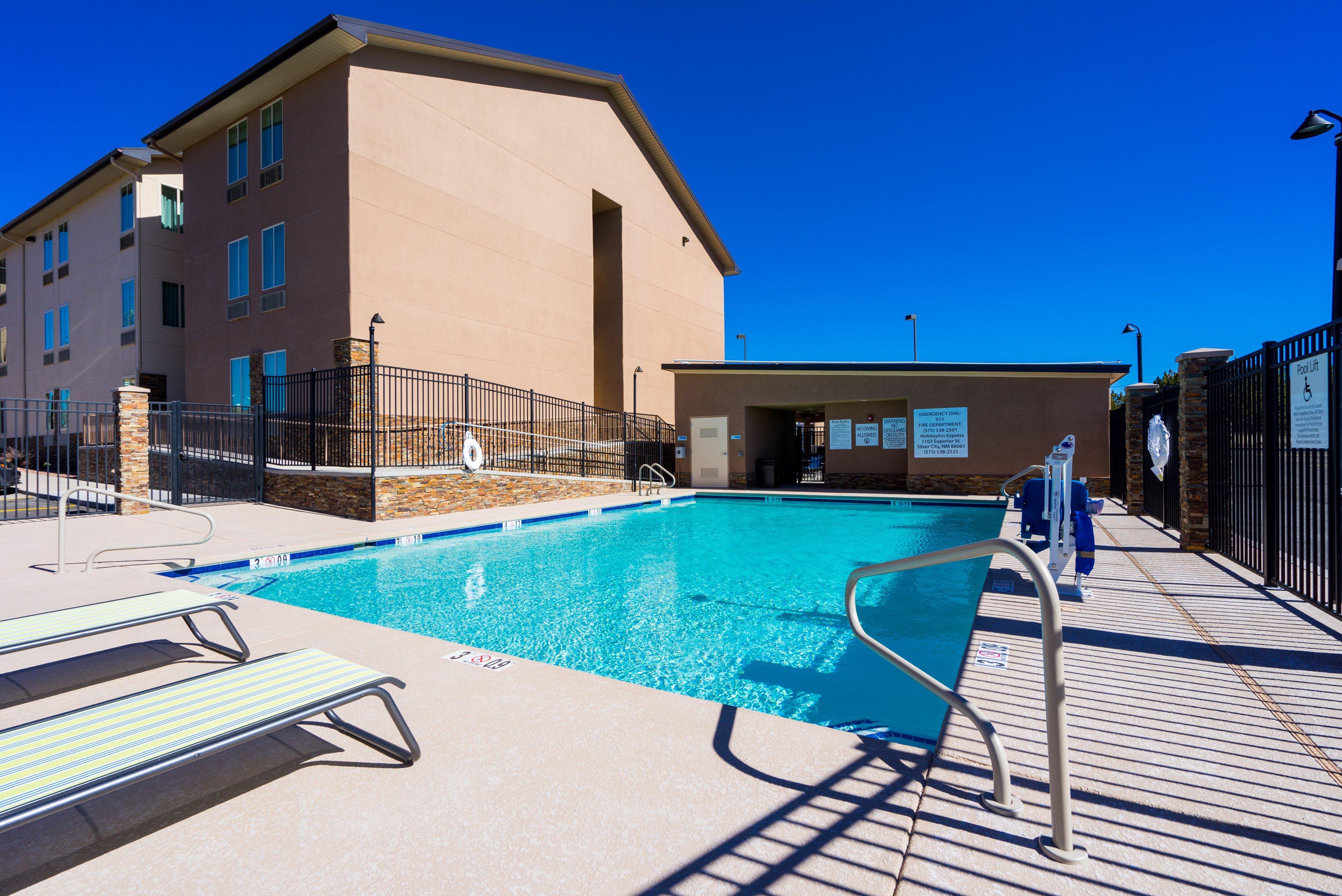Holiday Inn Express Silver City By Ihg Екстериор снимка