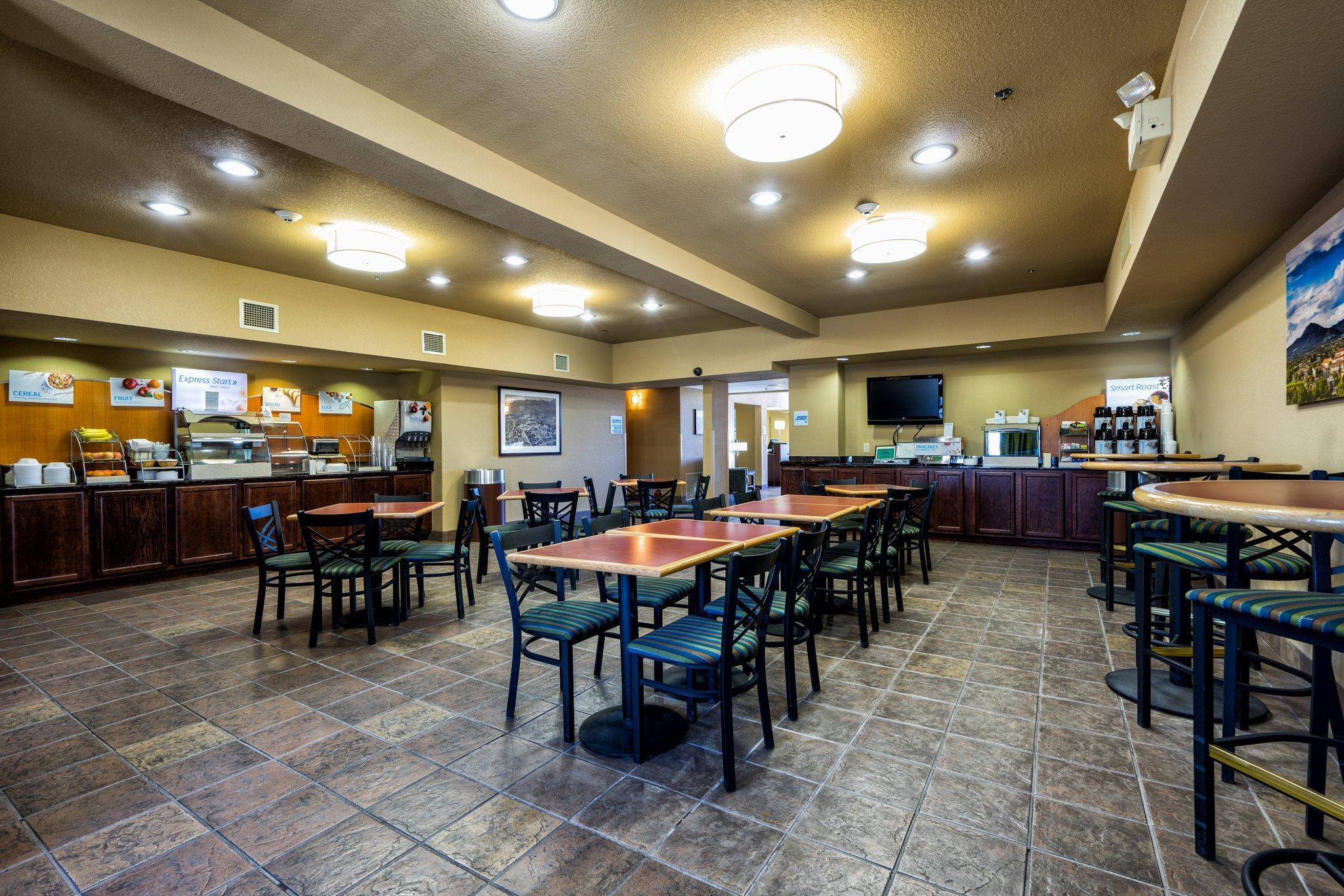 Holiday Inn Express Silver City By Ihg Екстериор снимка